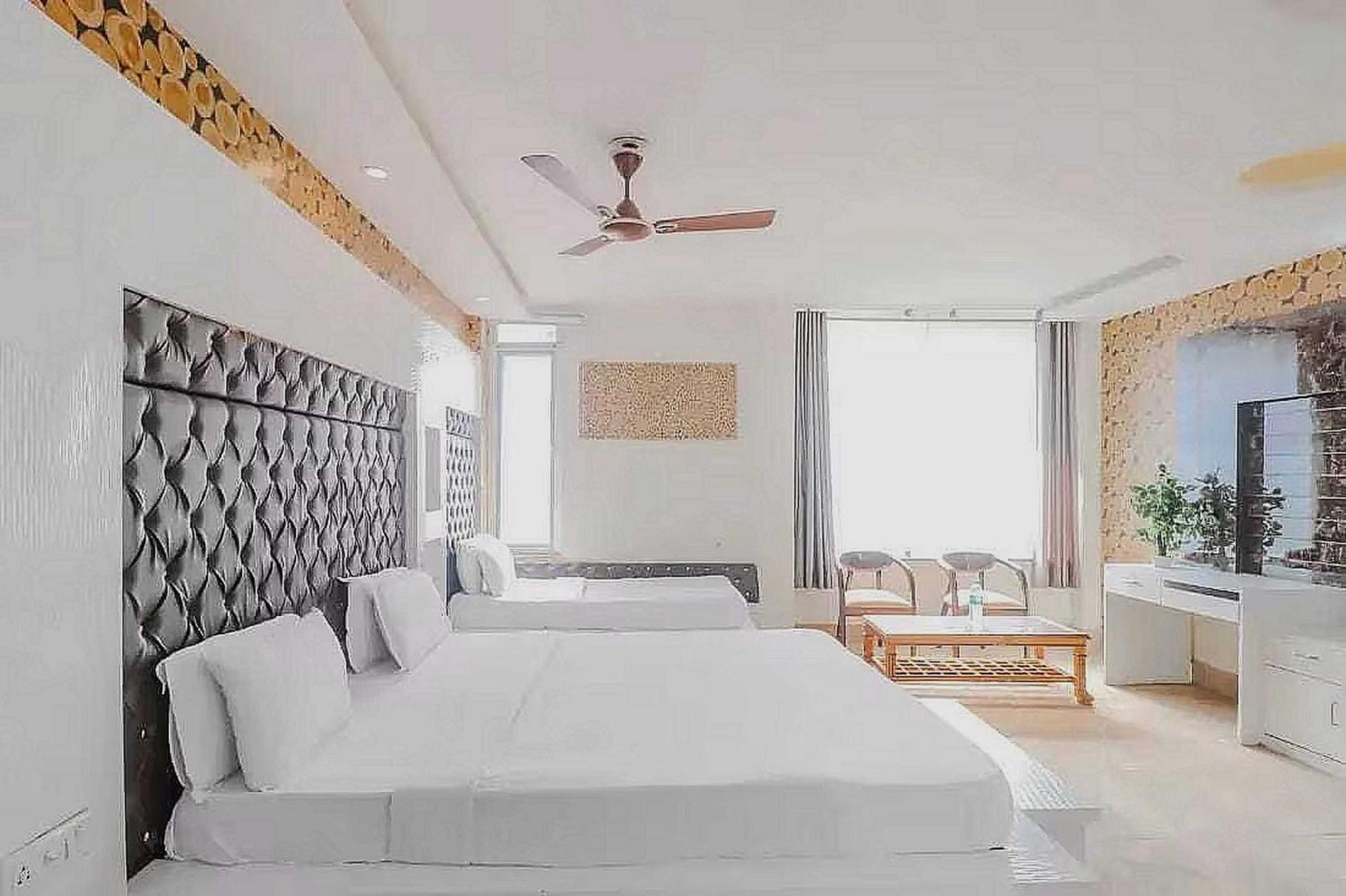 Super Hotel O Vivaan Residency Rohtak Exterior foto